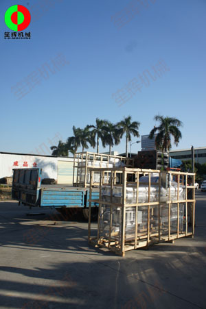 安徽客戶訂購(gòu)的果蔬清洗機(jī)等食品加工機(jī)械按期交付！