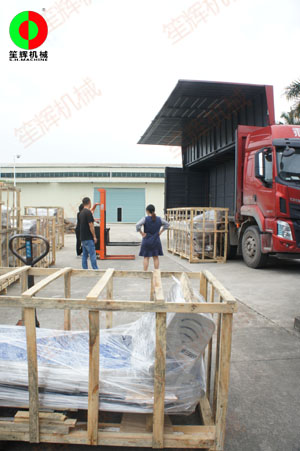 多功能洗菜機(jī)等一批蔬菜清洗加工設(shè)備發(fā)貨交付客戶！